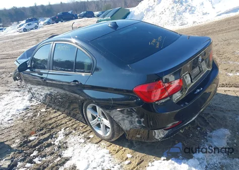 2015 BMW 328I xDrive z USA, uszkodzony, nr VIN WBA3B5G53FNS13068